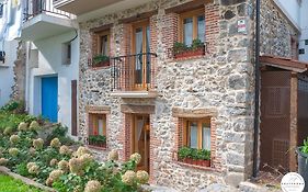 El patio, apartamento en casco histórico con vistas a la iglesia